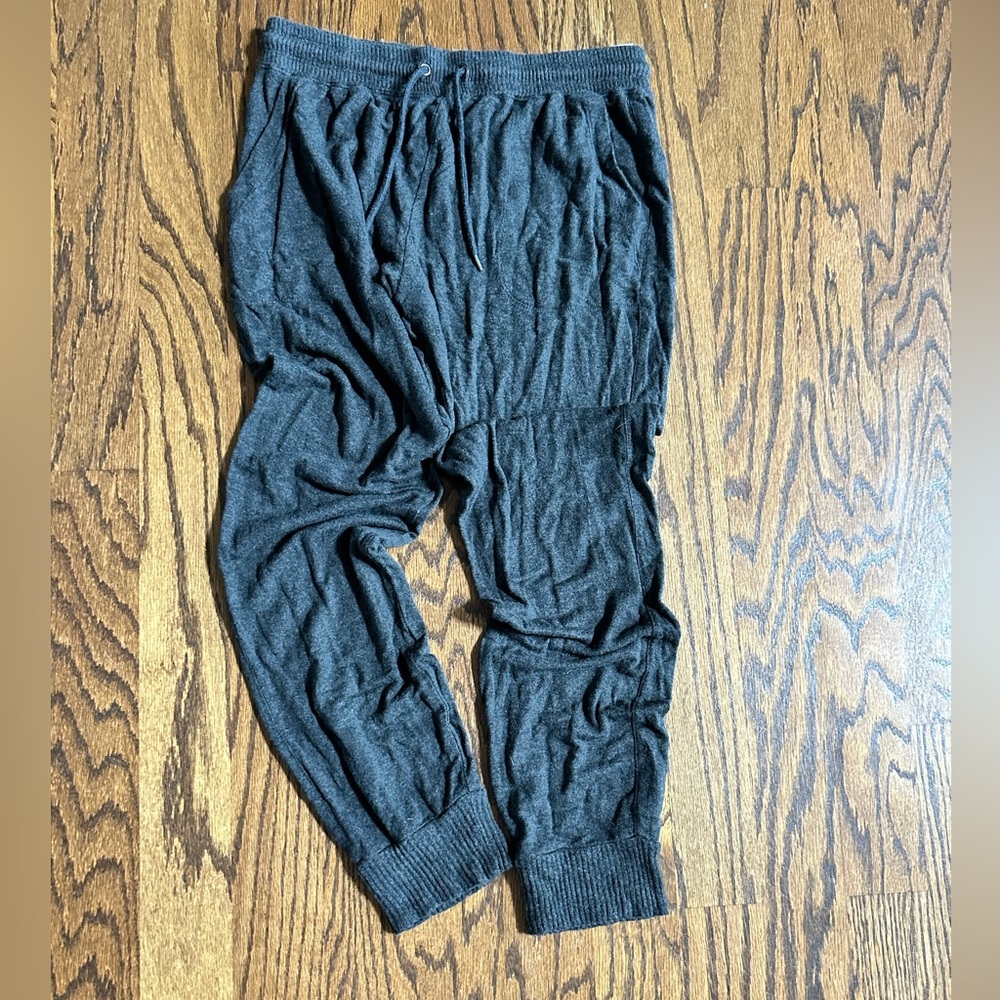 Super soft dark grey sweatpants (from Stitch Fix)